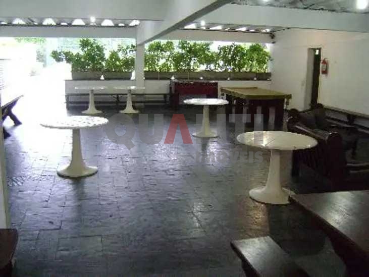 Apartamento à venda no Campo Belo com dois dormitórios