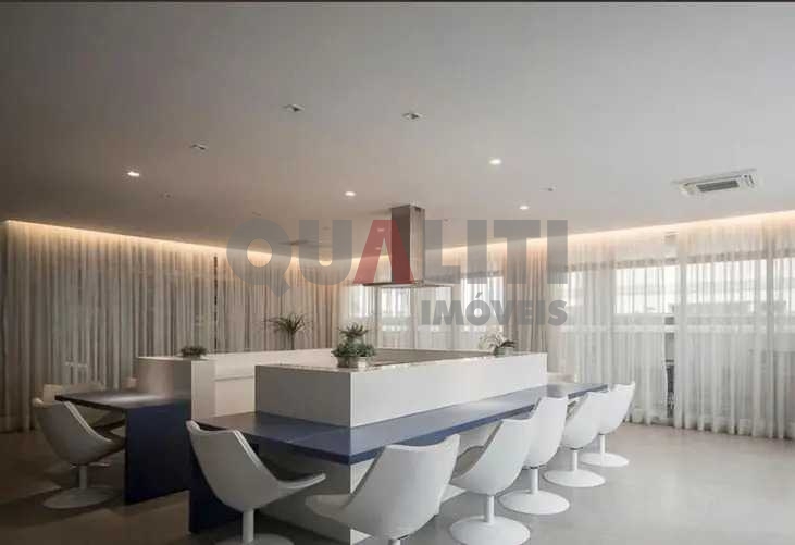 Apartamento mobiliado moderno no Brooklin Novo, com 1 dormitório, 1 vaga de garagem, depósito e lazer completo.