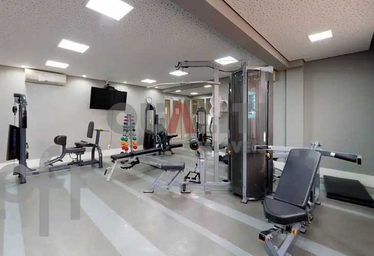 Apartamento mobiliado moderno no Brooklin Novo, com 1 dormitório, 1 vaga de garagem, depósito e lazer completo.