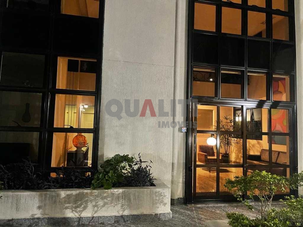Apartamento Triplex á venda em Moema , 2 dormitórios, 1 suíte, 3 vagas