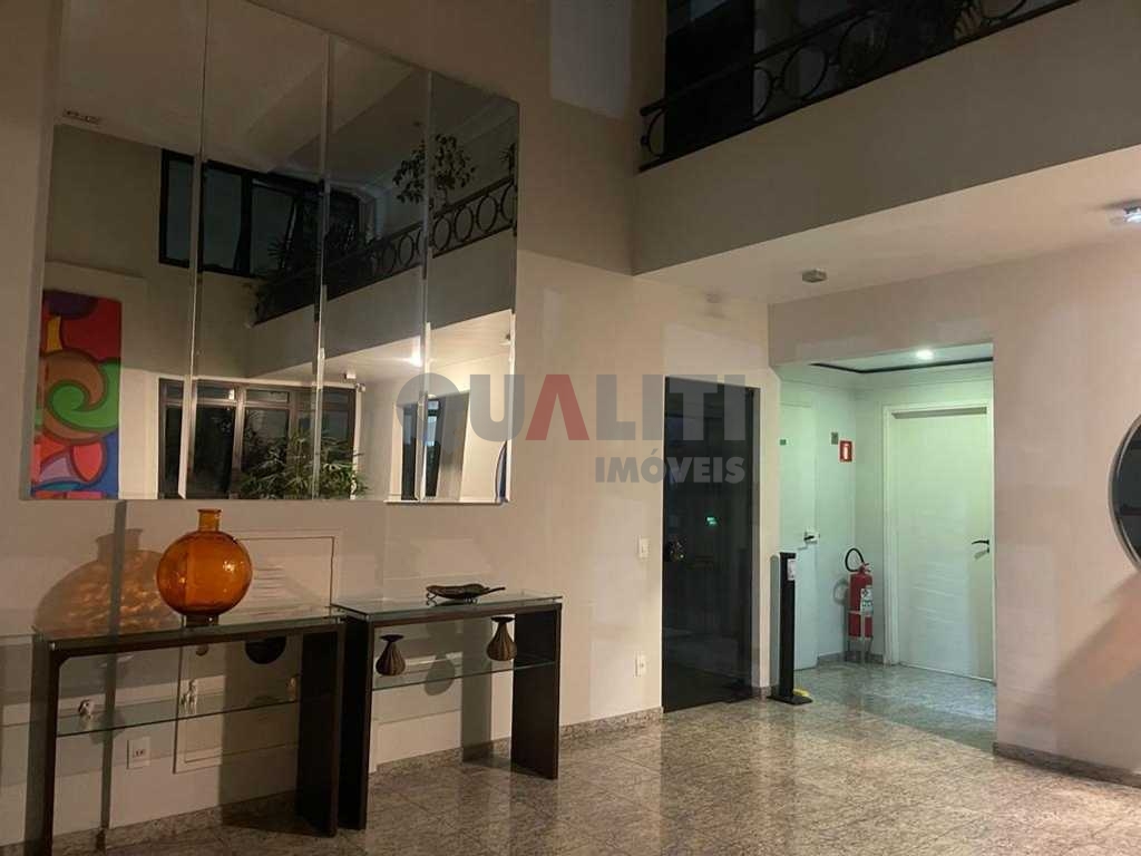 Apartamento Triplex á venda em Moema , 2 dormitórios, 1 suíte, 3 vagas