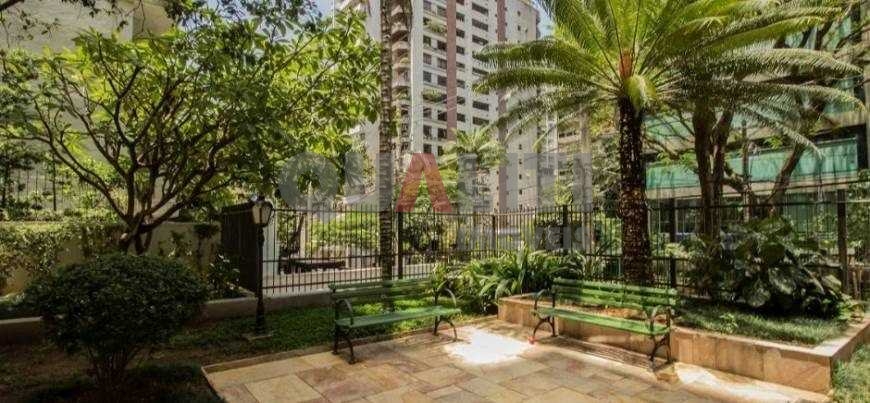 Apartamento à Venda com 3 dormitórios, 1 suíte em HIGIENÓPOLIS.
