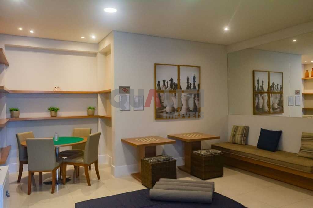 Apartamento à venda na Vila Santa Catarina, 2 dormitórios, suíte, 2 vagas de garagem