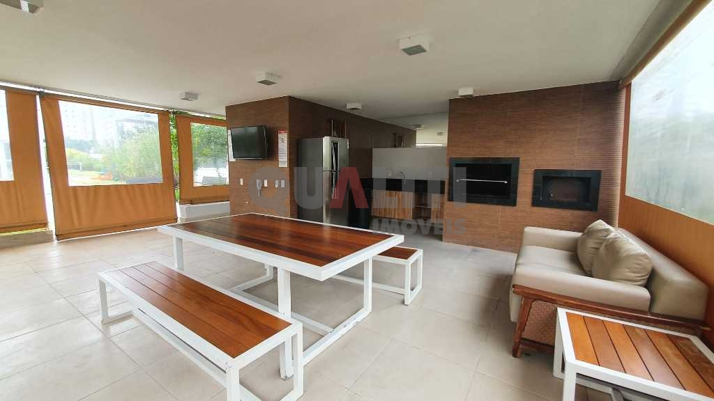 Apartamento à venda na Vila Santa Catarina, 2 dormitórios, suíte, 2 vagas de garagem