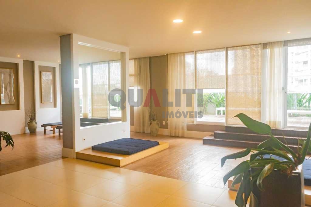 Apartamento à venda na Vila Santa Catarina, 2 dormitórios, suíte, 2 vagas de garagem