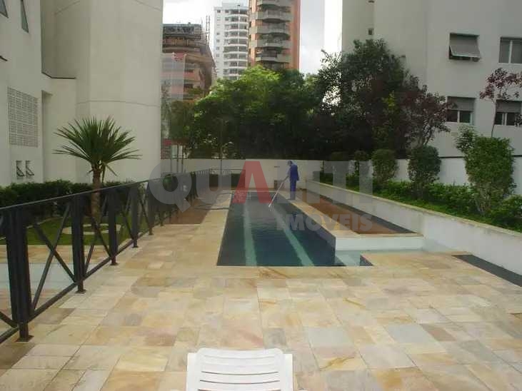 Apartamento com 157 m² totalmente mobiliado, com uma suíte para locação no Itaim Bibi