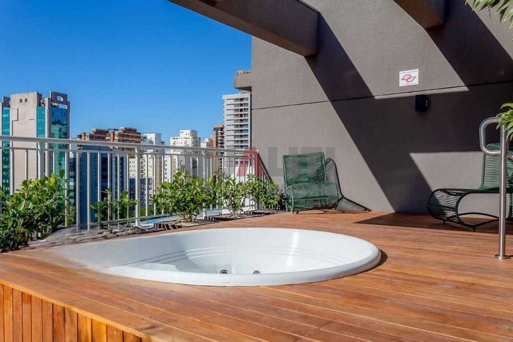 Apartamento para Venda na Vila Nova Conceição com Spa, Hidro e Bar Lounge