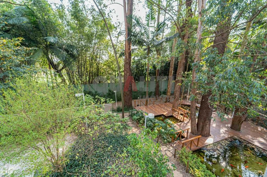 Apartamento à venda no Condomínio IEPE com 3 suítes, lazer completo, vista eterna para o São Paulo Golf clube