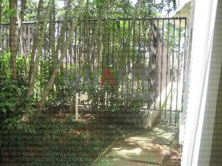 Apartamento para Venda com 181 m², 4 dormitórios, 2 suítes e 2 vagas, Rua arborizada em Moema Índios.