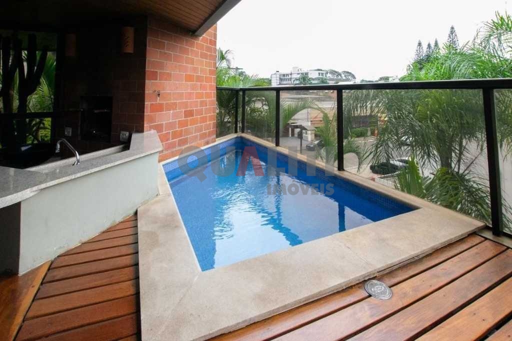 Apartamento com 280m² para Locação e Venda de alto padrão em Moema 4 quartos, 3 suítes, 4 vagas e piscina individual no apartamento.
