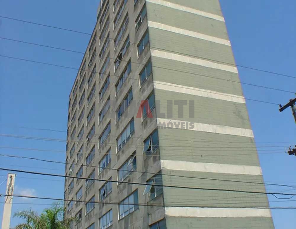 Apartamento de 3 dormitórios, 1 suíte, 1 vaga de garagem coberta à venda em Moema