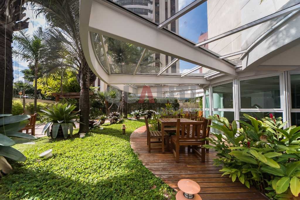 Apartamento mobiliado para locação com 104 m² em Moema próximo ao Parque Ibirapuera