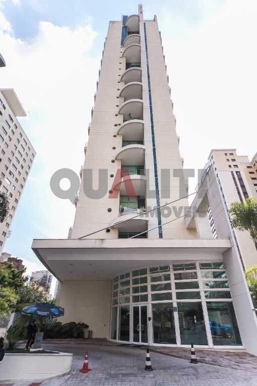Apartamento mobiliado para locação com 104 m² em Moema próximo ao Parque Ibirapuera