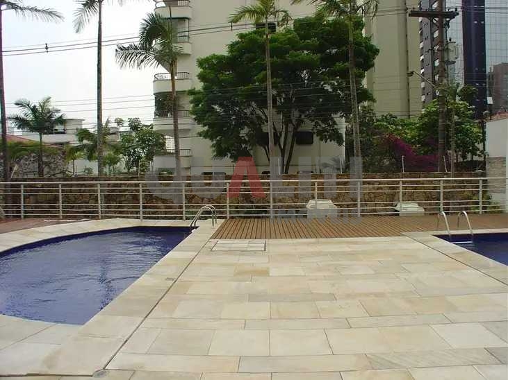 Apartamento com 2 quartos e 2 suítes para locação e venda no Itaim Bibi