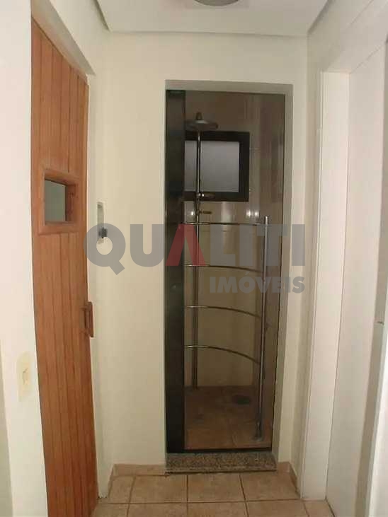 Apartamento para Venda em Moema com 200 m², 4 Suítes, 4 vagas, ao lado do Parque Ibirapuera
