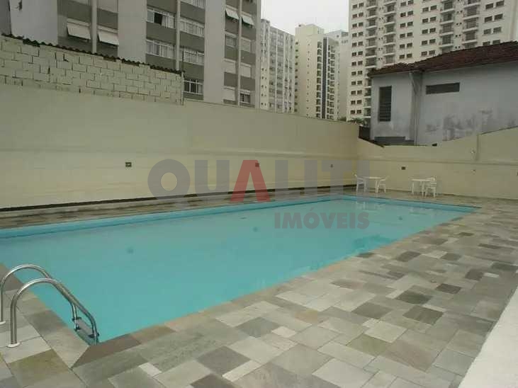 Apartamento à venda em Moema com 3 dormitórios e 1 suíte todo reformado