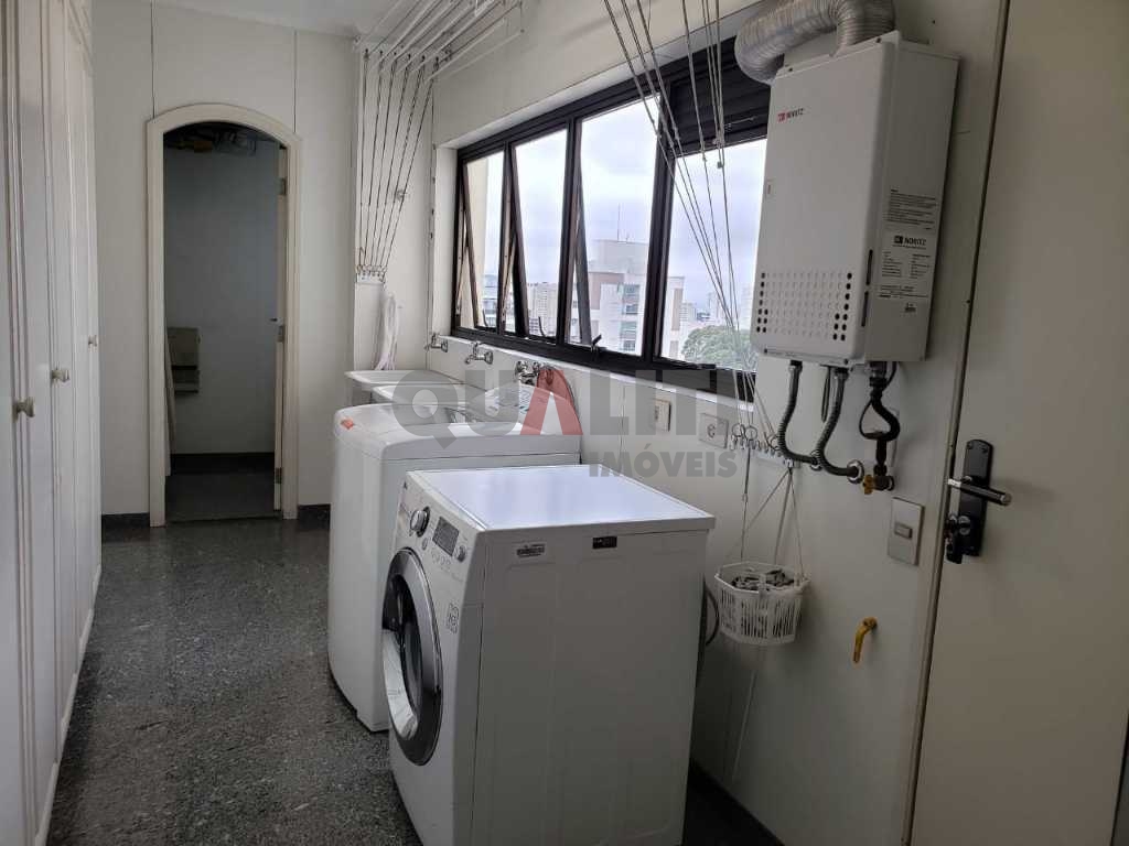 Apartamento com 2 suítes 4 quartos amplo espaço a venda na Vila Mariana