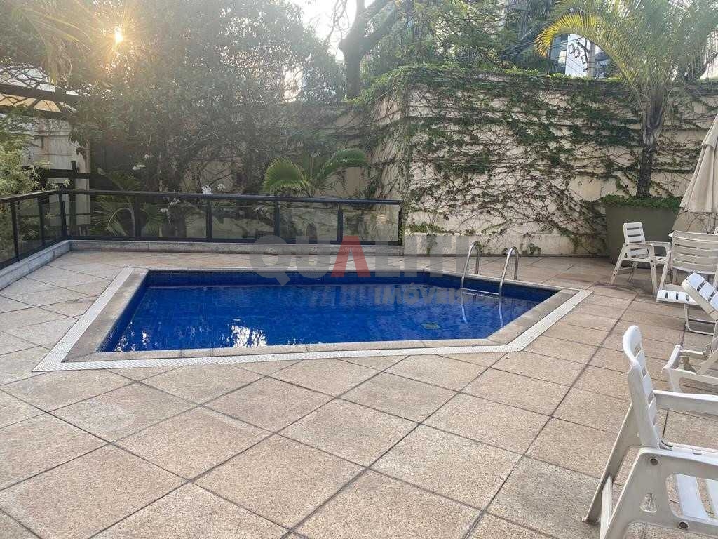 Apartamento com 3 suítes de Alto Padrão Lazer Completo a venda em Itaim Bibi
