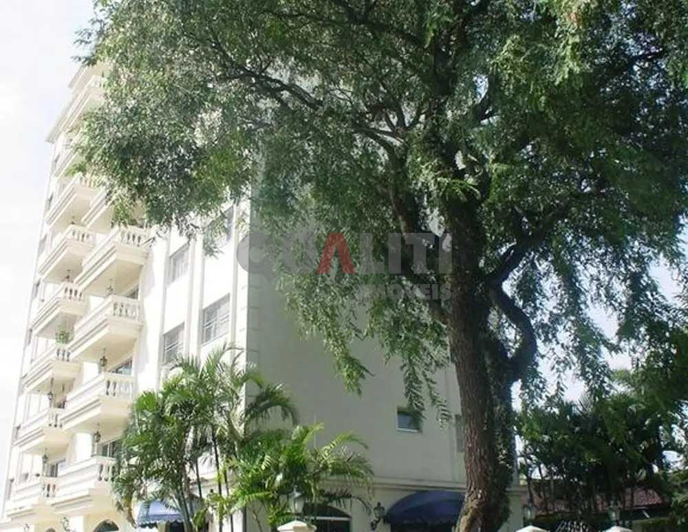 Apartamento à venda no Campo Belo com 3 dormitórios, 1 suíte e 2 vagas de garagem