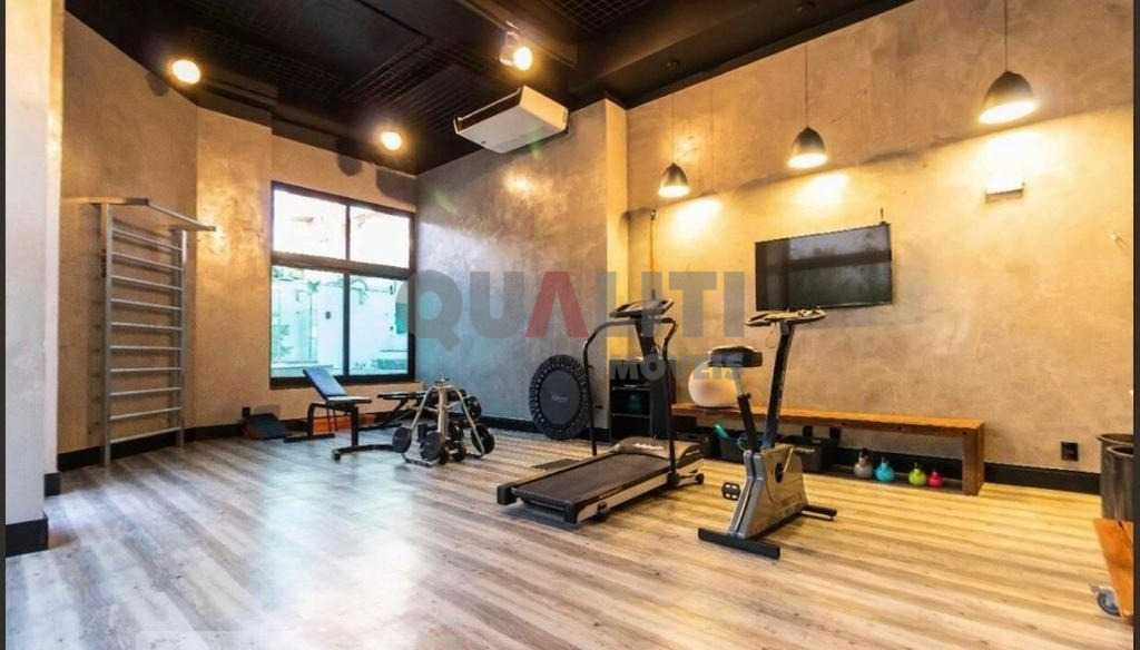 Apartamento à venda com 220m² mobiliado com 4 dormitórios, 3 suítes sendo 1 por andar, no Campo Belo.