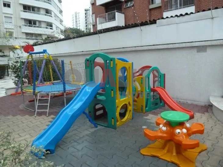 Apartamento alto padrão para venda ou locação em Moema, edifício moderno fora da rota com 160 m², 3 suítes, 3 vagas, terraço, lazer completo, oportunidade!!
