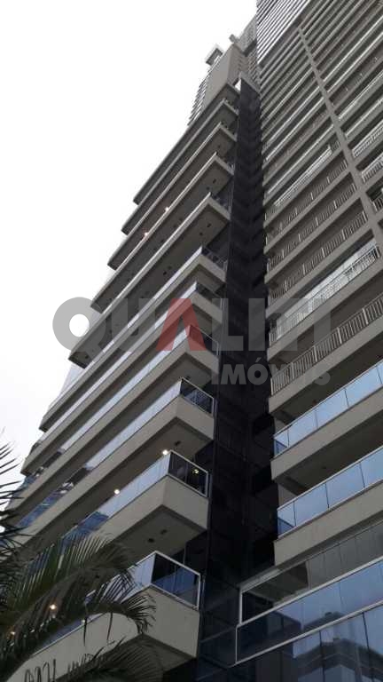 Apartamento mobiliado à venda, 1 dormitório, suíte, lavabo, 54m², no Itaim Bibi