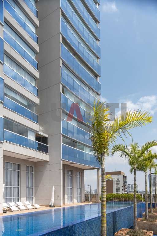 Apartamento mobiliado à venda, 1 dormitório, suíte, lavabo, 54m², no Itaim Bibi