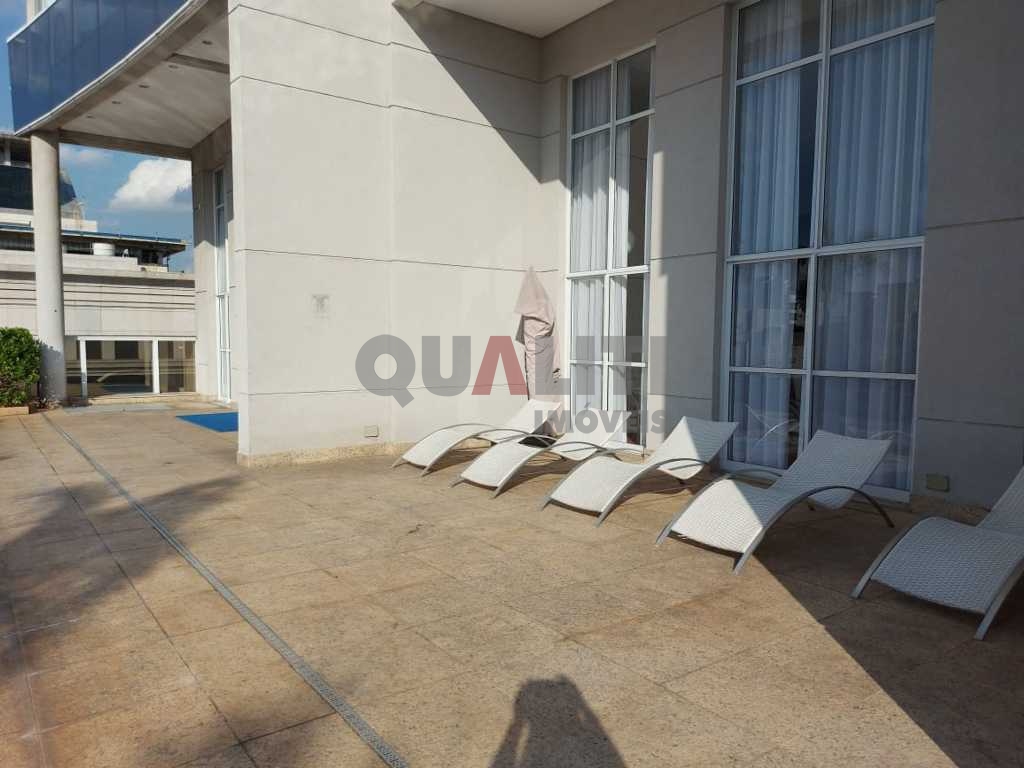 Apartamento mobiliado à venda, 1 dormitório, suíte, lavabo, 54m², no Itaim Bibi