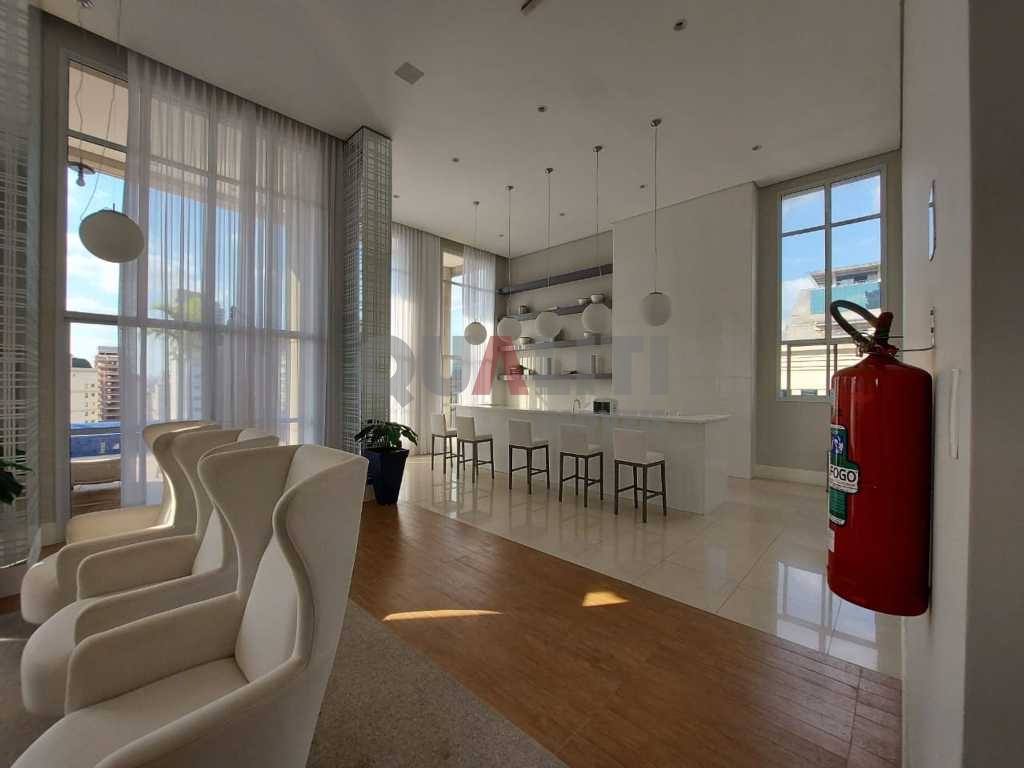 Apartamento mobiliado à venda, 1 dormitório, suíte, lavabo, 54m², no Itaim Bibi