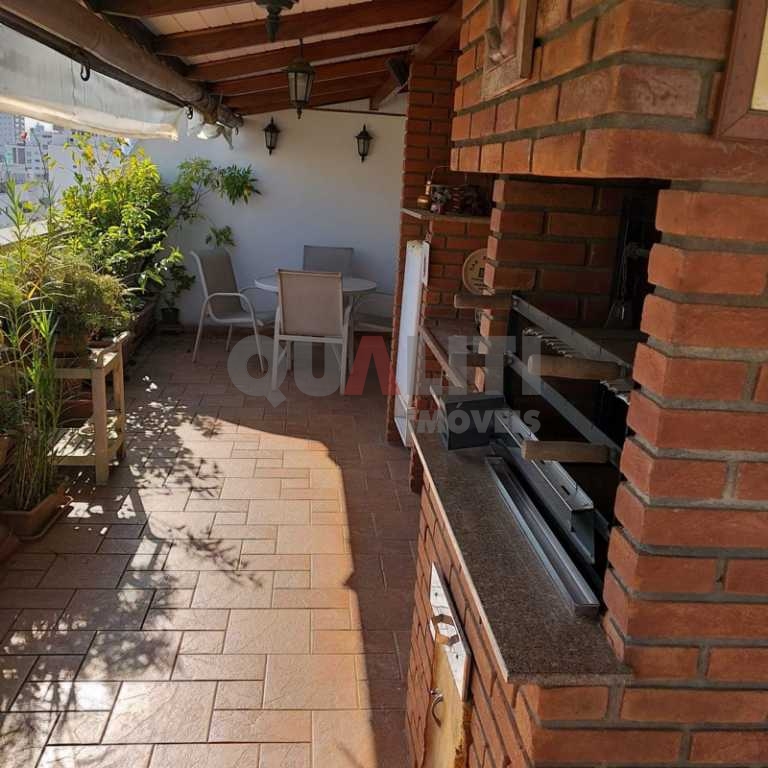 Apartamento Amplo com 4 suítes à venda no Campo Belo