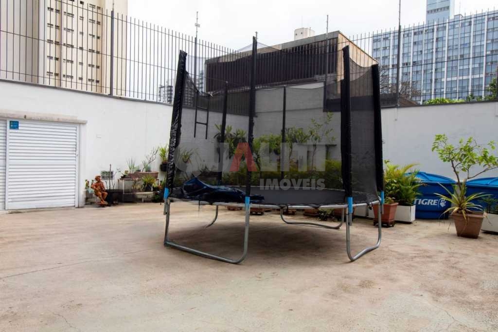 Apartamento Amplo com 4 suítes à venda no Campo Belo
