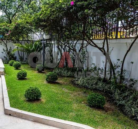 Apartamento 1 por andar, com 3 suítes para venda no Campo Belo São Paulo.