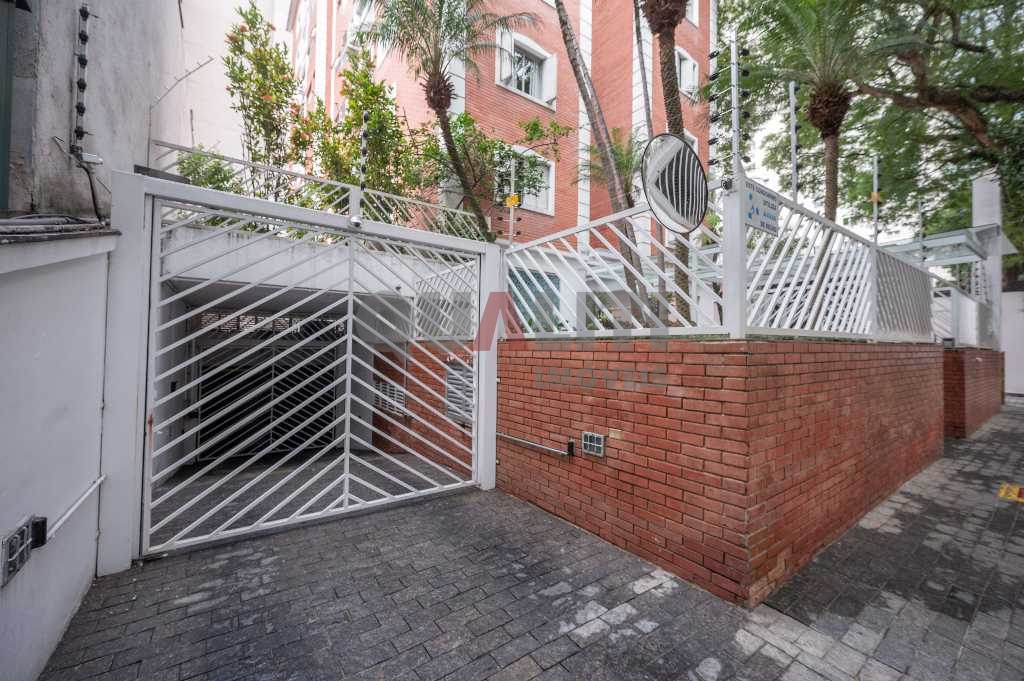 Apartamento para Venda em Moema, 58 m², 2 quartos, 1 vaga e lazer.
