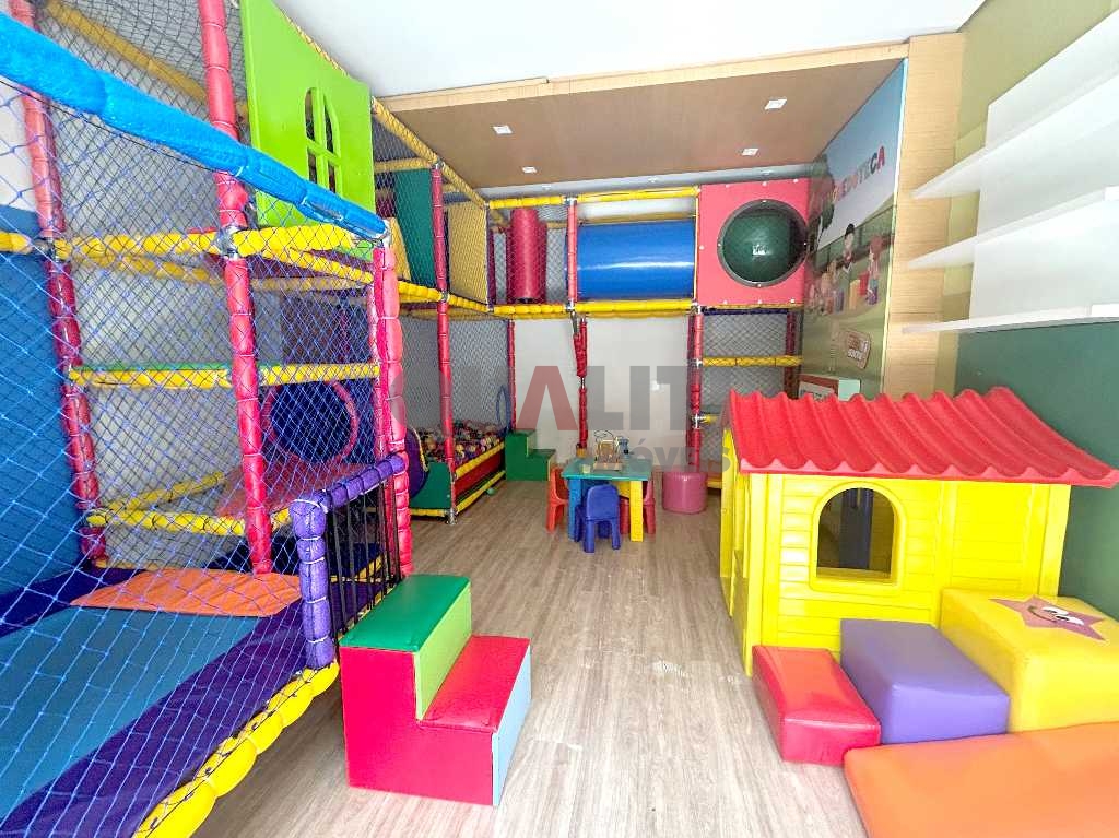Apartamento com 123 m², 3 quartos , 1 suíte, varanda gourmet, em Condomínio Club para venda no Campo Belo