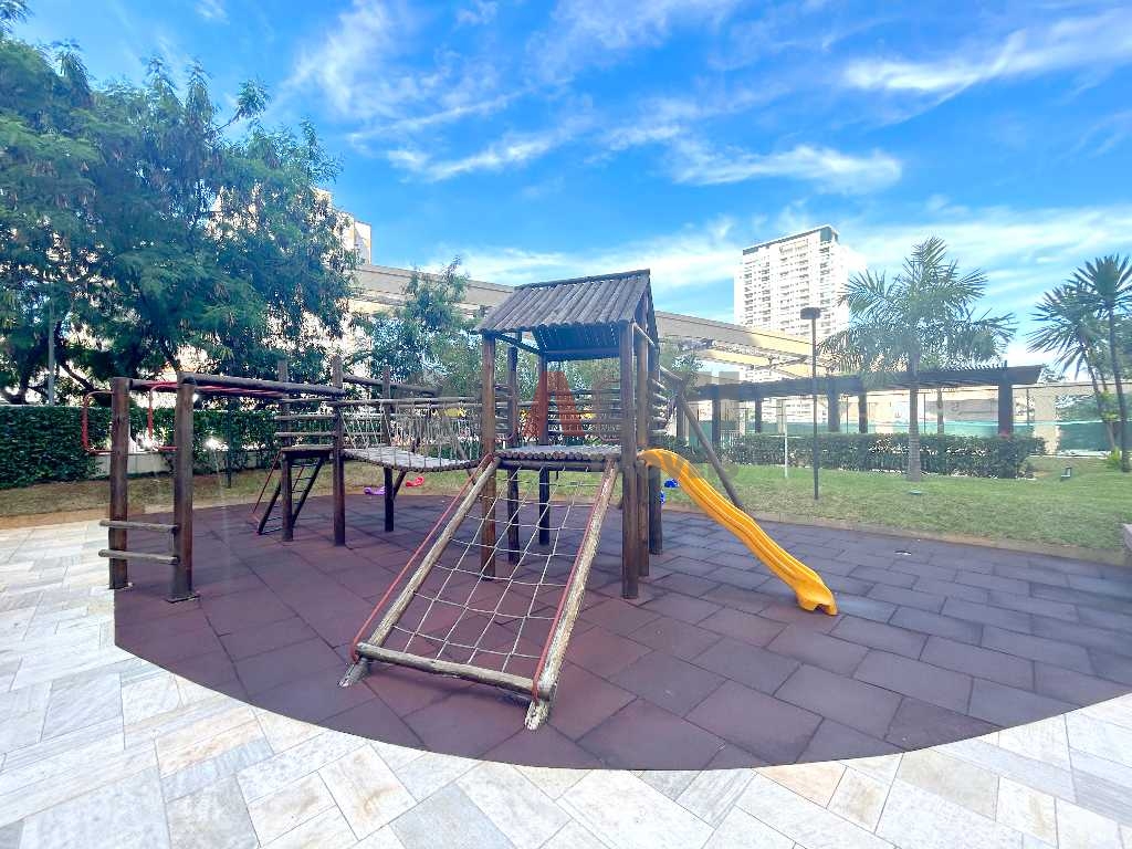 Apartamento com 123 m², 3 quartos , 1 suíte, varanda gourmet, em Condomínio Club para venda no Campo Belo