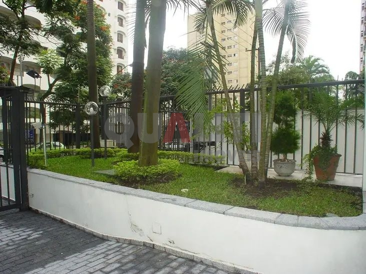 Apartamento para locação em Moema, fora da rota, com 110 m², 3 dormitórios, lavabo, terraço, lazer, 2 vagas, oportunidade!!