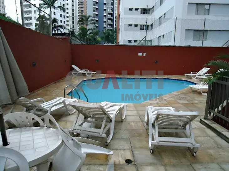 Apartamento reformado para venda com 57 m², 2 dormitórios e 1 vaga no Brooklin