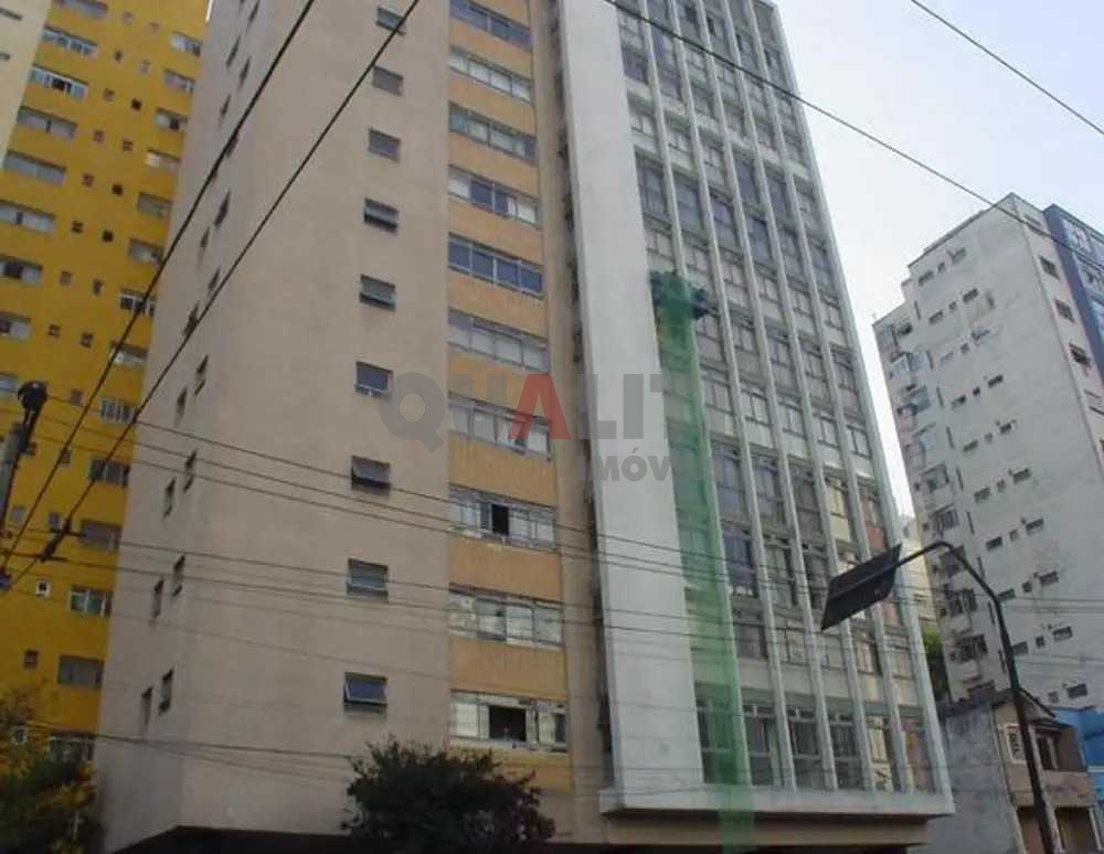 Excelente apartamento no Jardim Paulista para Venda com 251m², 3 quartos, suíte master, closet e 2 vagas de garagem.