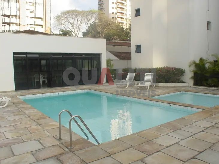 Apartamento para Venda com 170 m², 4 quartos, 3 suítes, varanda gourmet e 3 garagens em Moema