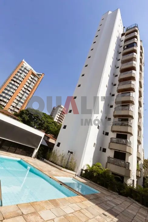 Apartamento para Venda com 170 m², 4 quartos, 3 suítes, varanda gourmet e 3 garagens em Moema
