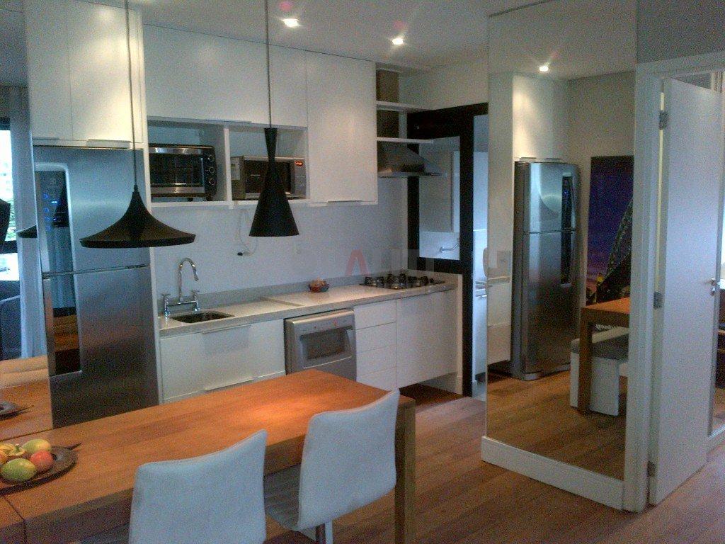 Apartamento mobiliado, 66 m², para venda, 1 suíte, 1 vaga, 2 banheiros na Vila Olímpia.