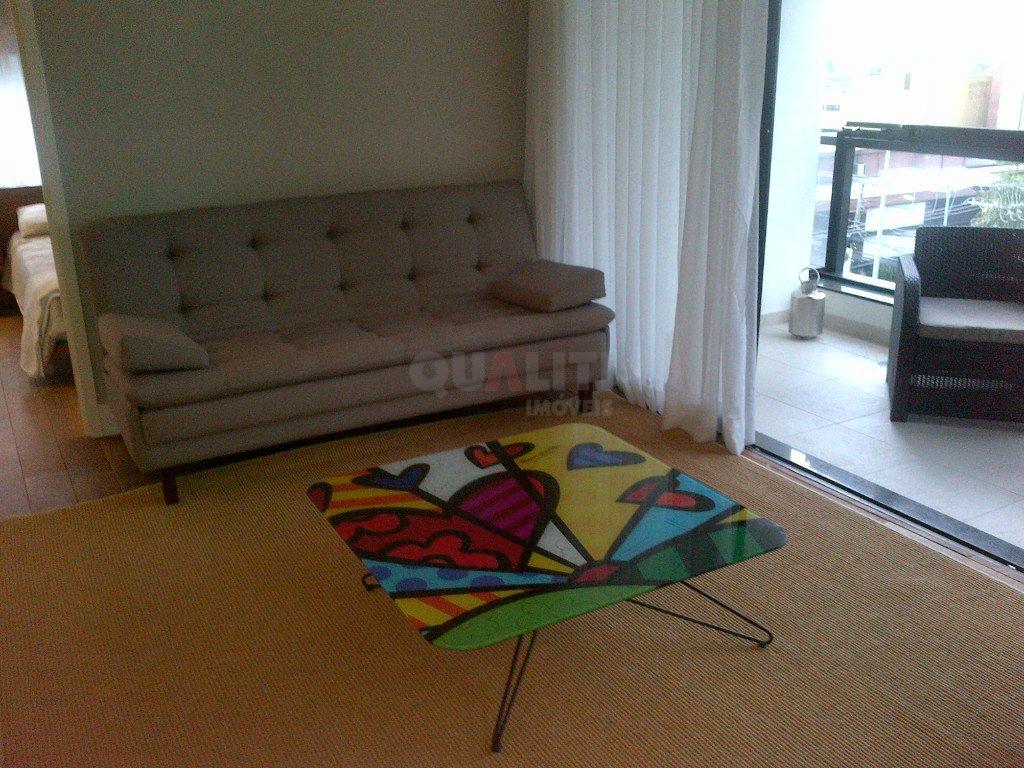 Apartamento mobiliado, 66 m², para venda, 1 suíte, 1 vaga, 2 banheiros na Vila Olímpia.