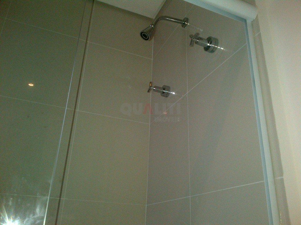 Apartamento mobiliado, 66 m², para venda, 1 suíte, 1 vaga, 2 banheiros na Vila Olímpia.