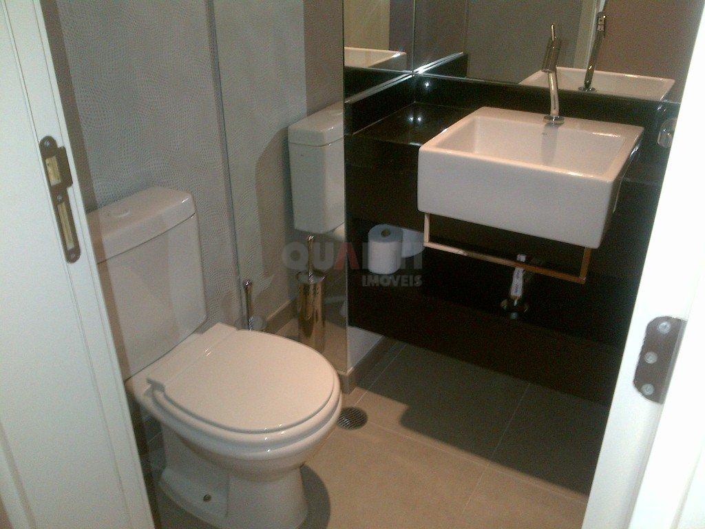 Apartamento mobiliado, 66 m², para venda, 1 suíte, 1 vaga, 2 banheiros na Vila Olímpia.