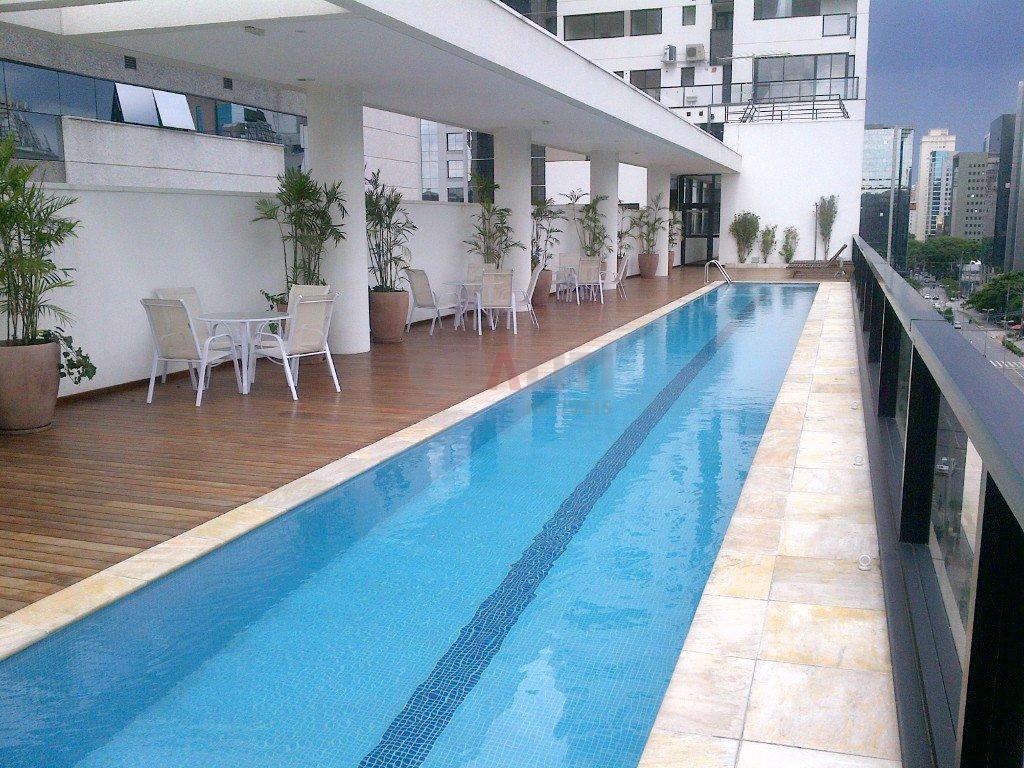 Apartamento mobiliado, 66 m², para venda, 1 suíte, 1 vaga, 2 banheiros na Vila Olímpia.
