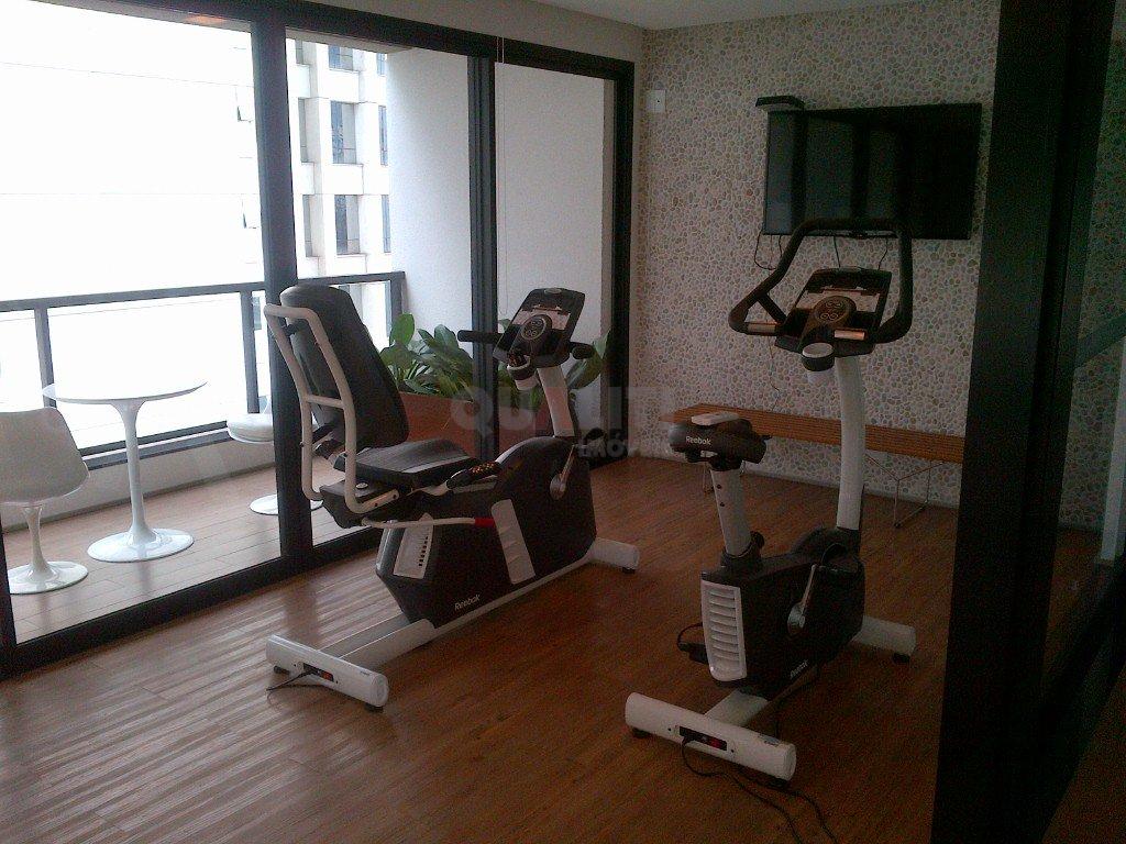 Apartamento mobiliado, 66 m², para venda, 1 suíte, 1 vaga, 2 banheiros na Vila Olímpia.