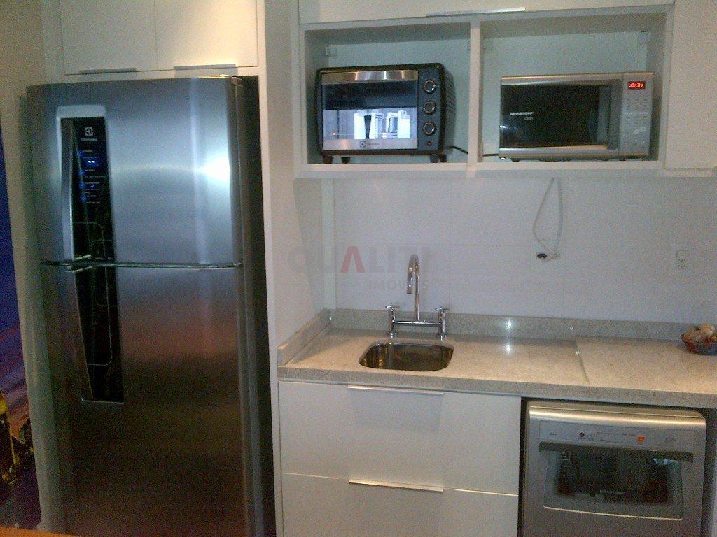 Apartamento mobiliado, 66 m², para venda, 1 suíte, 1 vaga, 2 banheiros na Vila Olímpia.
