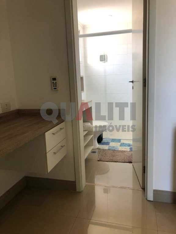 Apartamento studio moderno mobiliado no brooklin para locação e venda