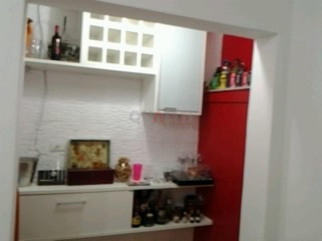 Casa à Venda 2 dormitórios em Moema.