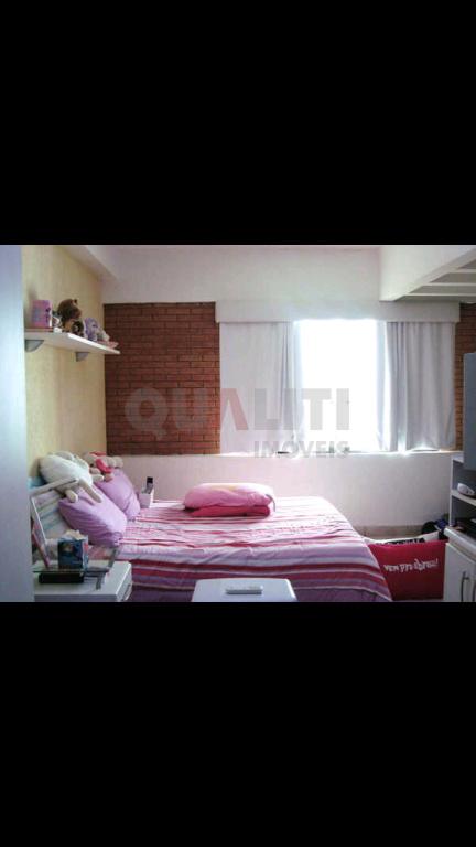 Triplex a Venda e Locação no Brooklin com 80m², com 2 dormitórios, 1 suíte e 1 garagem.